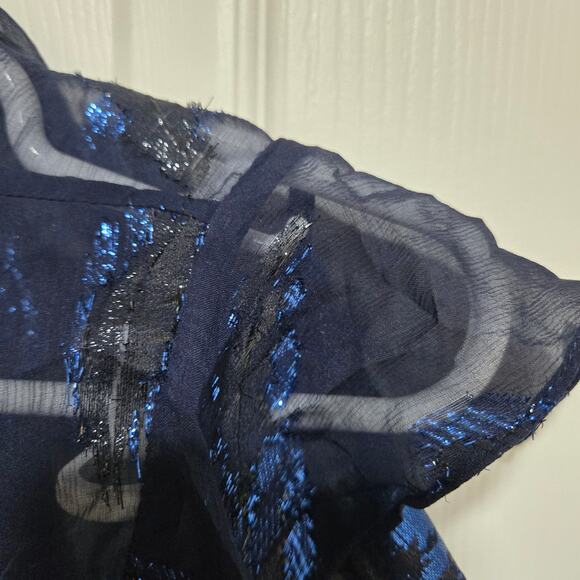 BCBGMAXAZRIA Sheila Metallic Silk Ruffle Sleeve Dress Size 0 - Picture 8 of 16